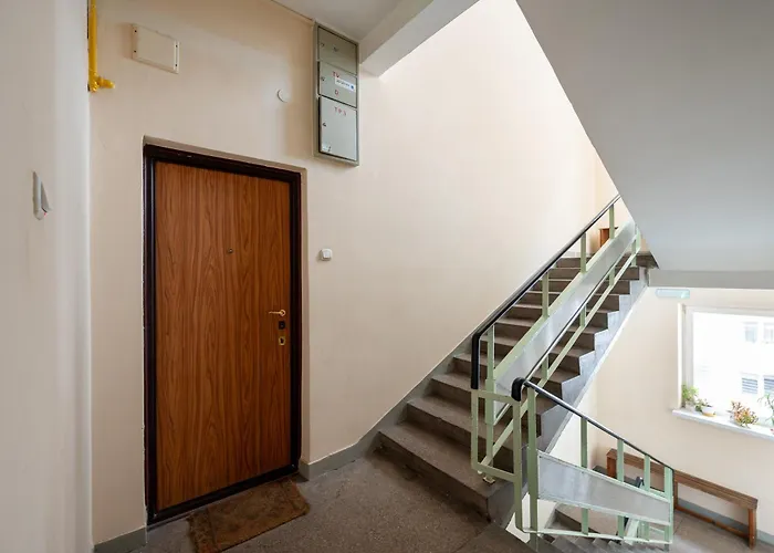 Solec By The River Apartment