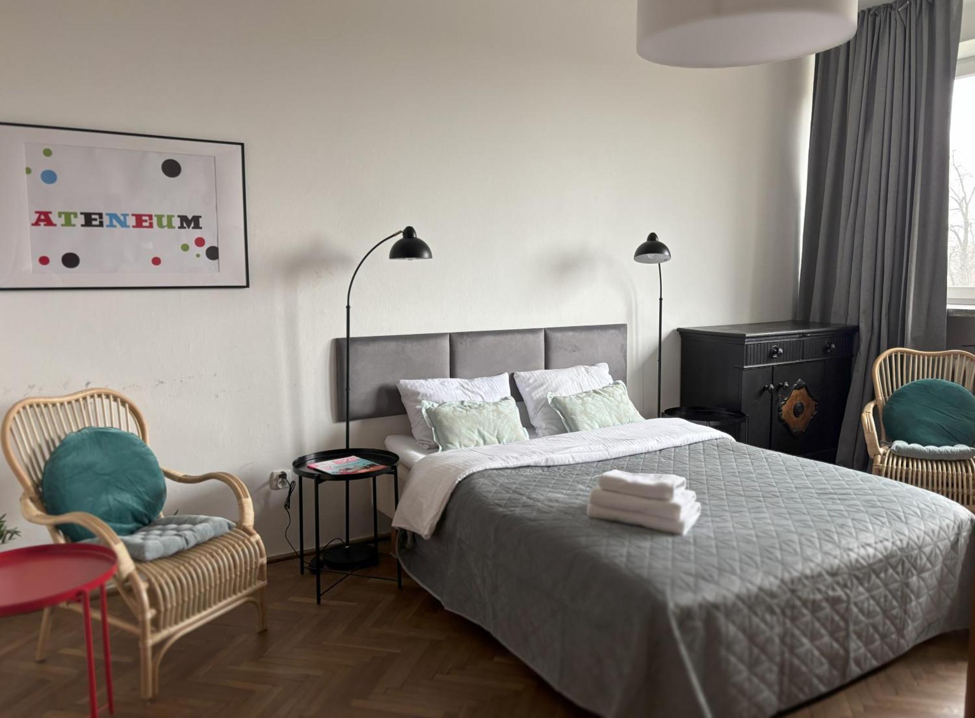 Apartment Solec By The River Warsaw